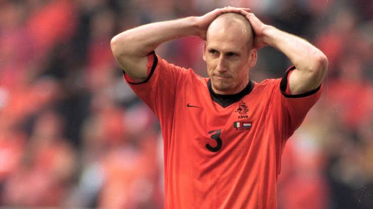 Jaap Stam (88 CDM) — A Defensive Wall